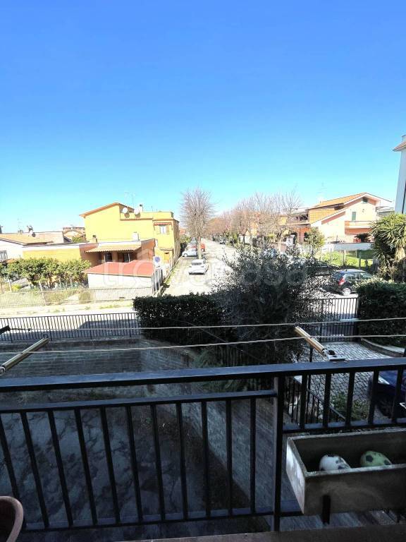 appartamento in vendita ad Albano Laziale in zona Marfoli