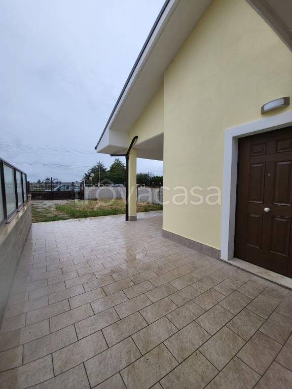 casa indipendente in vendita ad Albano Laziale in zona Cecchina