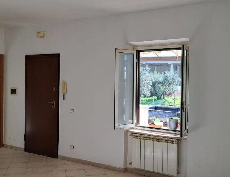 appartamento in vendita ad Albano Laziale in zona Cecchina