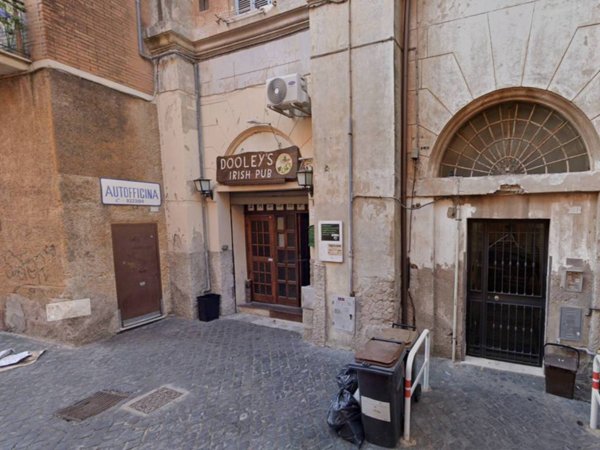 negozio in vendita ad Albano Laziale