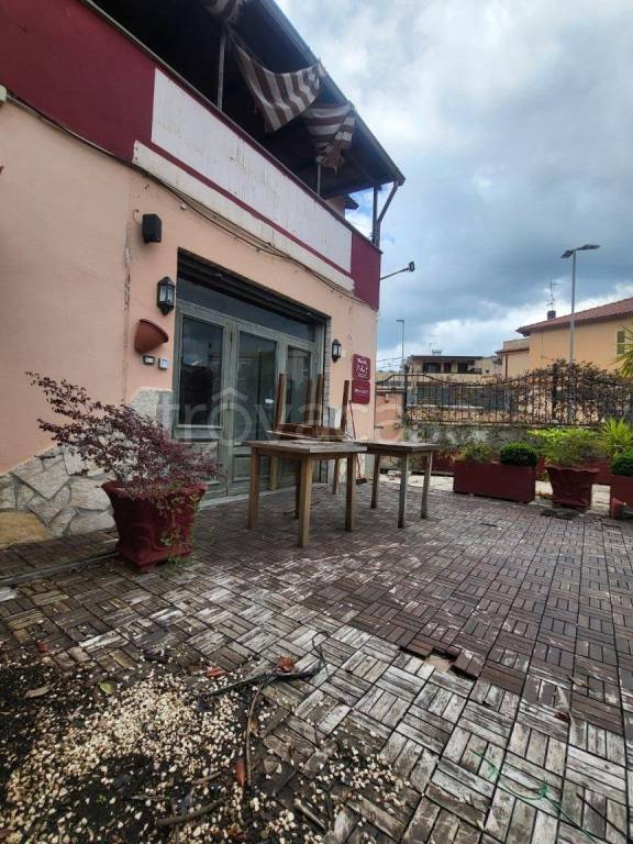appartamento in vendita ad Albano Laziale in zona Cecchina