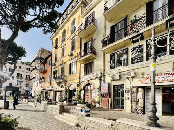 appartamento in vendita ad Albano Laziale