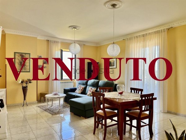 appartamento in vendita ad Albano Laziale in zona Cecchina