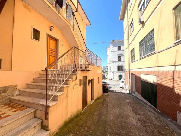 appartamento in vendita ad Albano Laziale