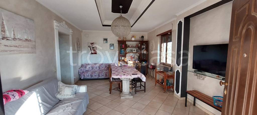 appartamento in vendita ad Albano Laziale in zona Cecchina