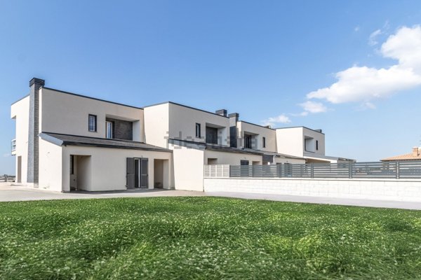 appartamento in vendita ad Albano Laziale