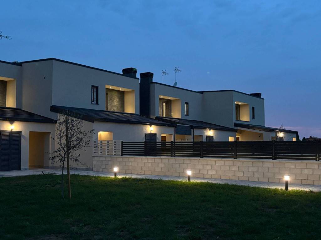 casa indipendente in vendita ad Albano Laziale