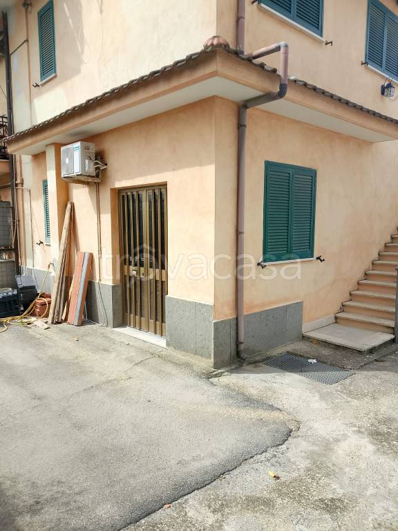 appartamento in vendita ad Albano Laziale in zona Marfoli