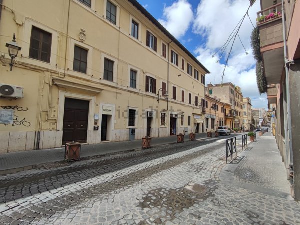 ufficio in vendita ad Albano Laziale