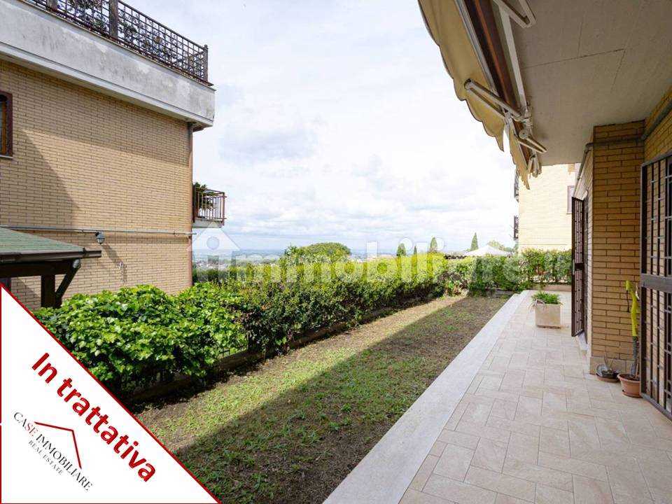 appartamento in vendita ad Albano Laziale