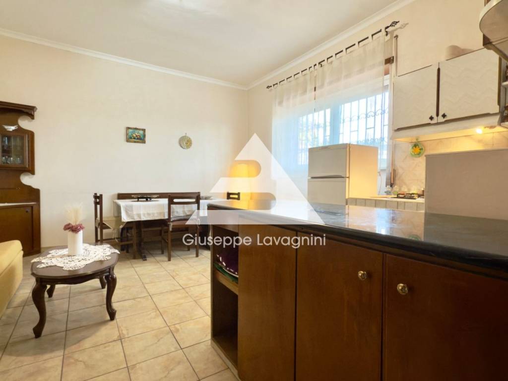 appartamento in vendita ad Albano Laziale in zona Pavona
