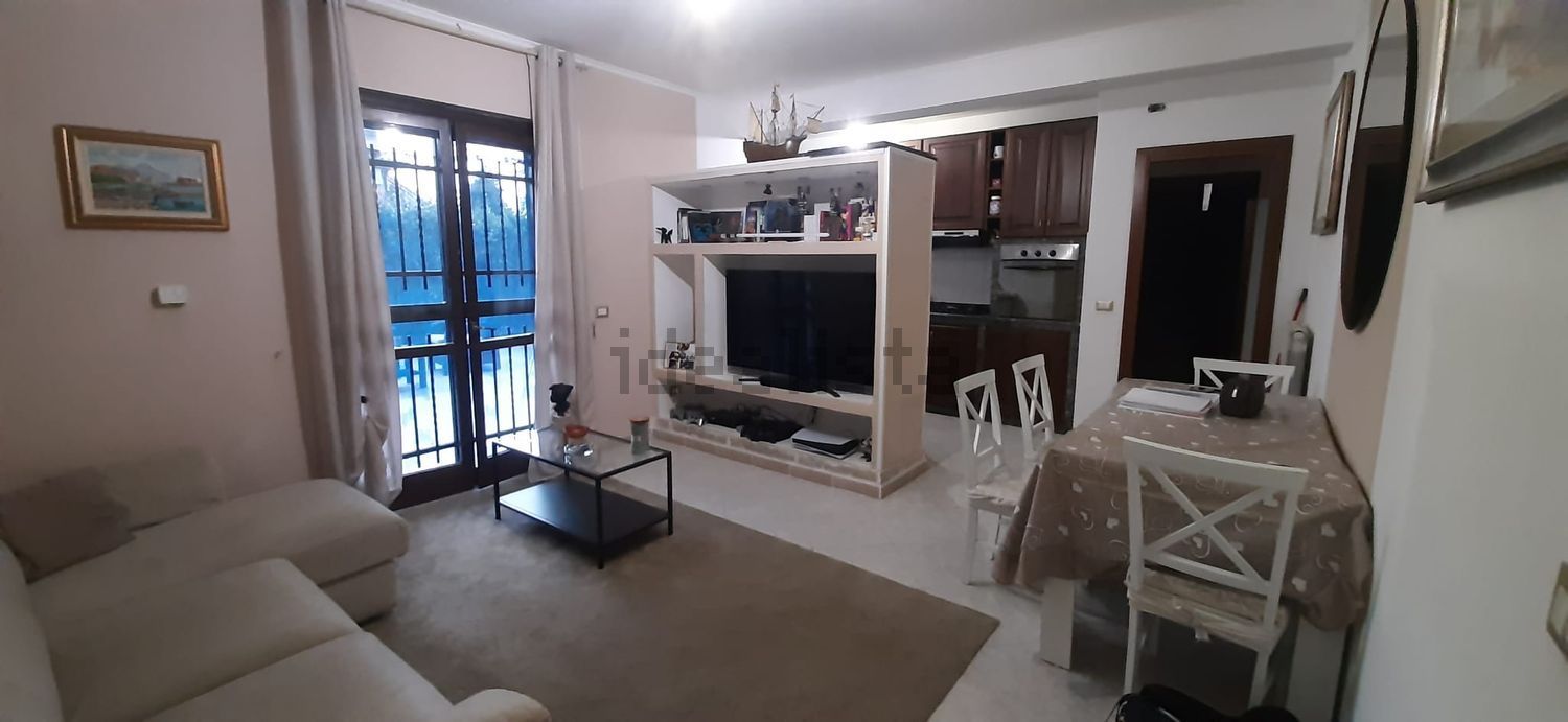 appartamento in vendita ad Albano Laziale in zona Cecchina