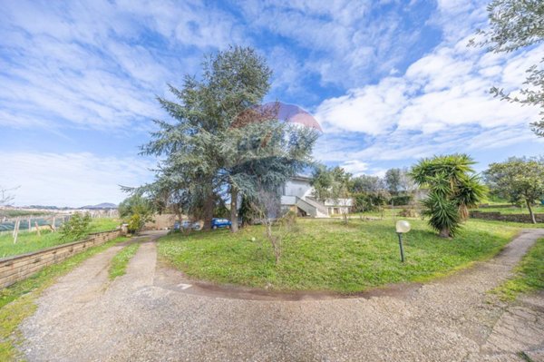 casa indipendente in vendita ad Albano Laziale