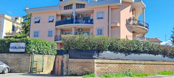 appartamento in vendita ad Albano Laziale