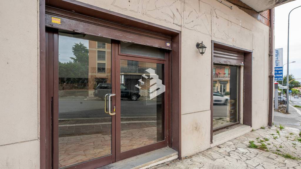 quadrivano in vendita ad Albano Laziale in zona Cecchina