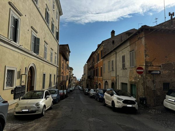 appartamento in vendita ad Albano Laziale