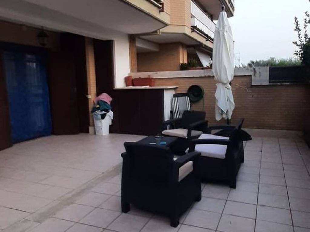 appartamento in vendita ad Albano Laziale in zona Cecchina