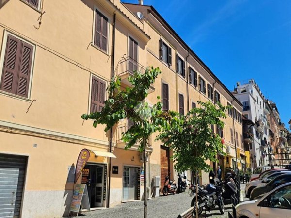 appartamento in vendita ad Albano Laziale