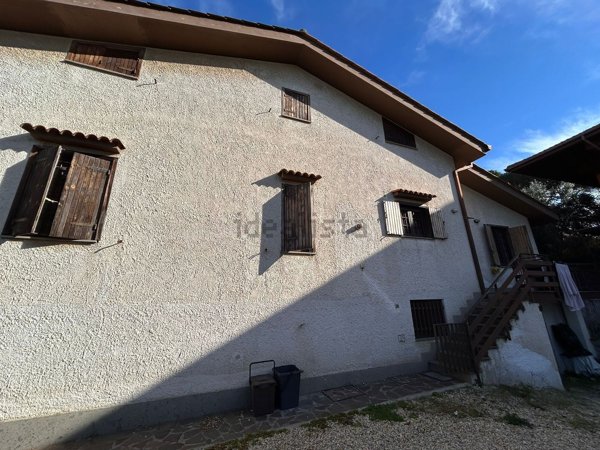casa indipendente in vendita ad Albano Laziale