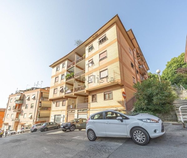 appartamento in vendita ad Albano Laziale