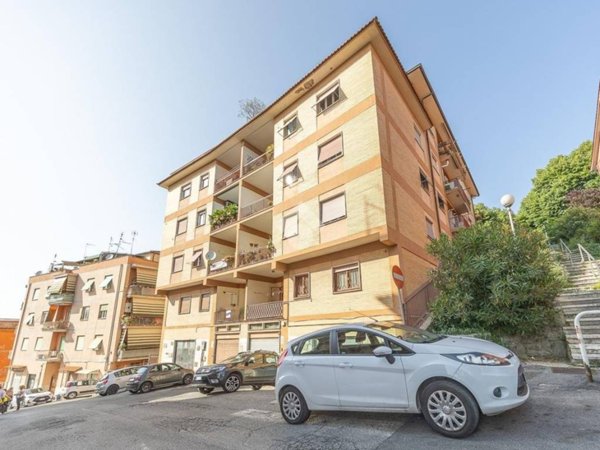 appartamento in vendita ad Albano Laziale