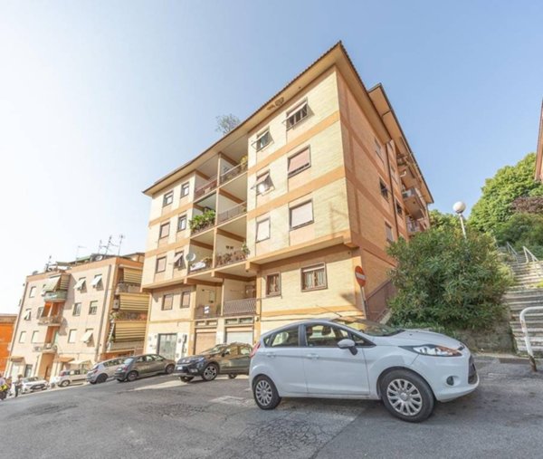 appartamento in vendita ad Albano Laziale