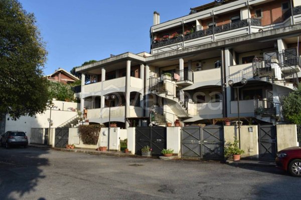casa indipendente in vendita ad Albano Laziale