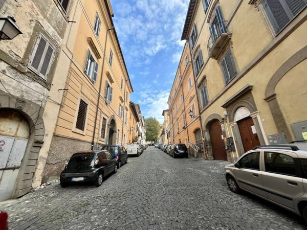 appartamento in vendita ad Albano Laziale