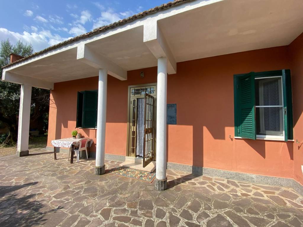 casa indipendente in vendita ad Albano Laziale