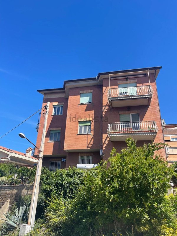 appartamento in vendita ad Albano Laziale