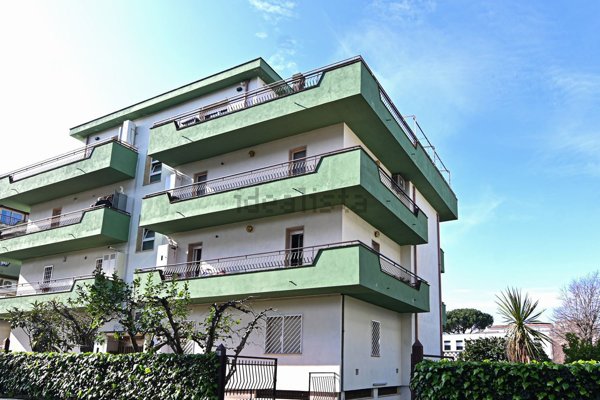 appartamento in vendita ad Albano Laziale in zona Pavona