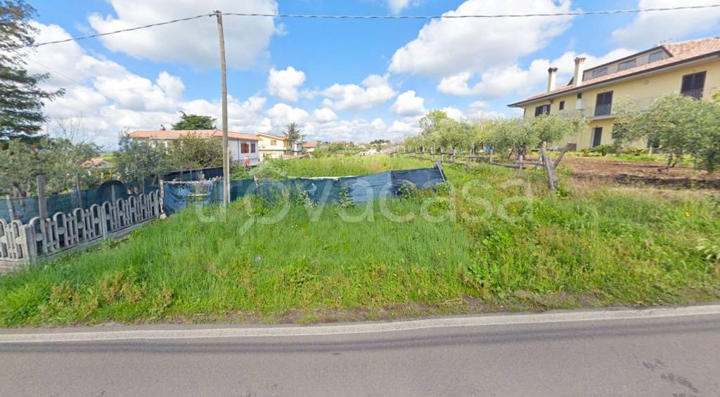 terreno agricolo in vendita ad Albano Laziale in zona Cecchina