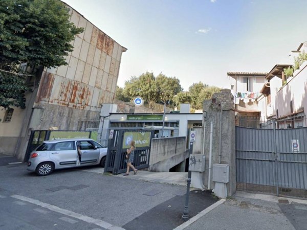 negozio in vendita ad Albano Laziale