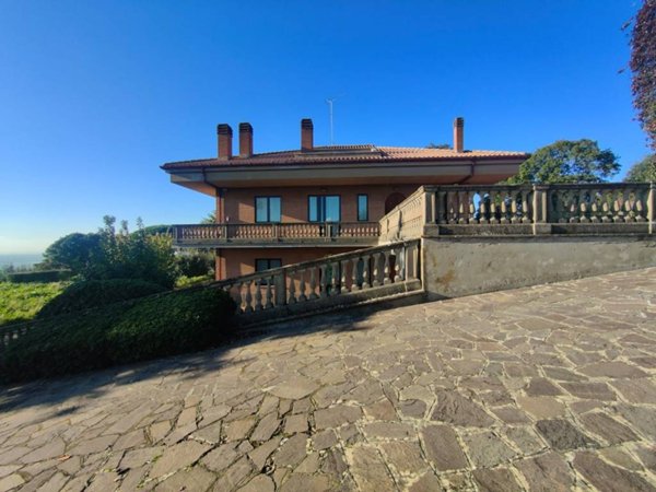 casa indipendente in vendita ad Albano Laziale