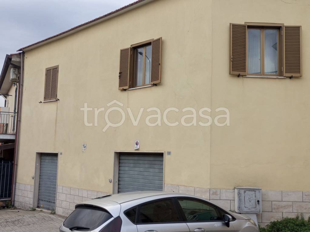 casa indipendente in vendita ad Albano Laziale in zona Cecchina