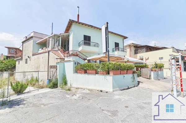 appartamento in vendita ad Albano Laziale in zona Cecchina