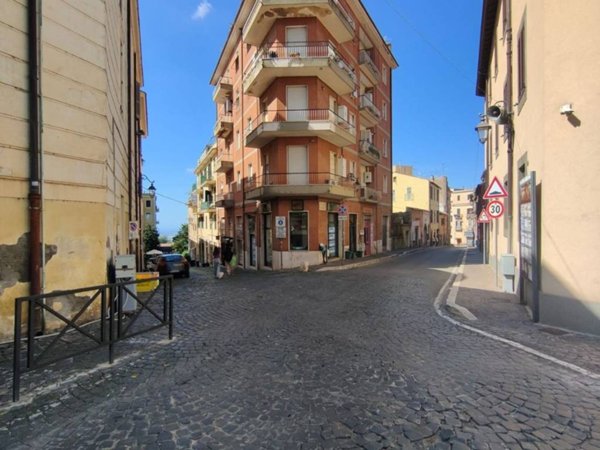 appartamento in vendita ad Albano Laziale