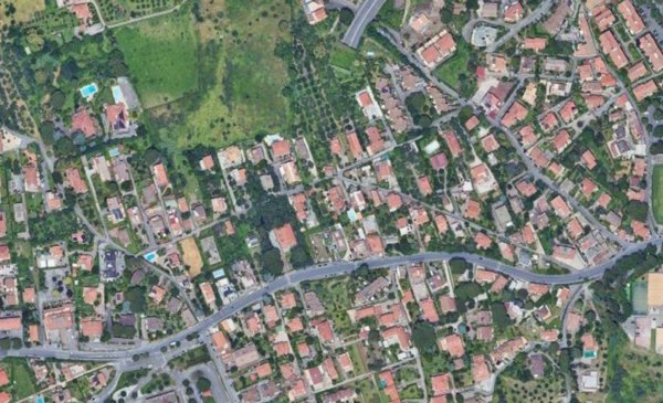 casa indipendente in vendita ad Albano Laziale