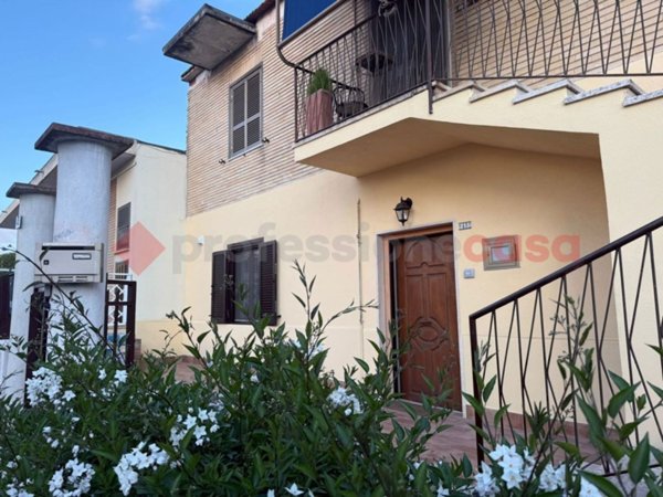 appartamento in vendita ad Albano Laziale in zona Cecchina