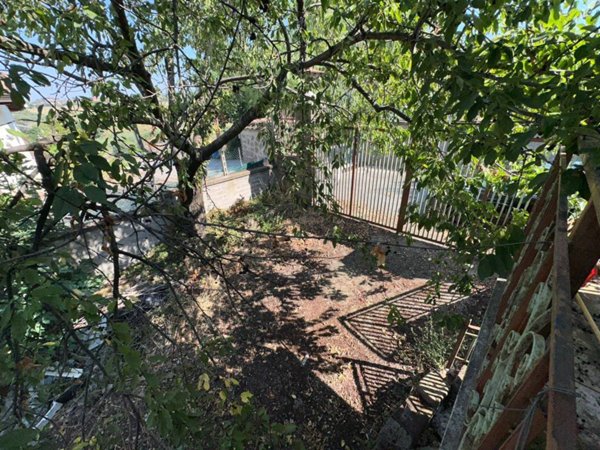 casa indipendente in vendita ad Albano Laziale in zona Cecchina