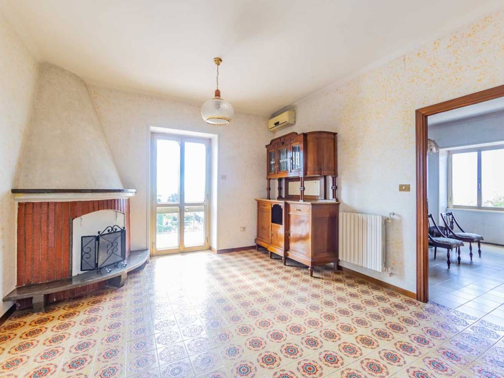 appartamento in vendita ad Albano Laziale in zona Cecchina