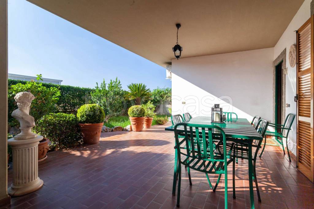 casa indipendente in vendita ad Albano Laziale in zona Marfoli