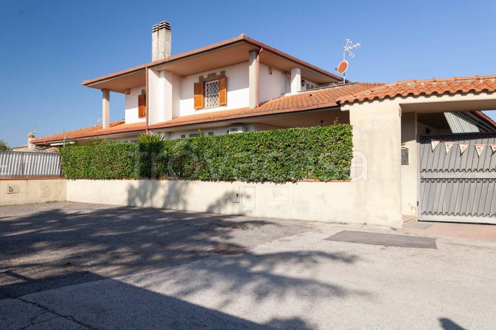 casa indipendente in vendita ad Albano Laziale in zona Marfoli