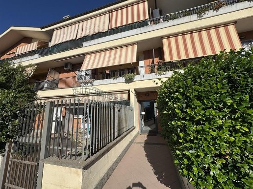 appartamento in vendita ad Albano Laziale in zona Pavona
