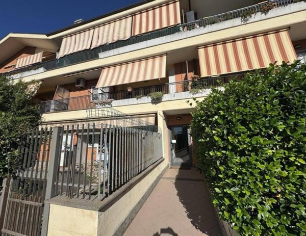 appartamento in vendita ad Albano Laziale in zona Pavona