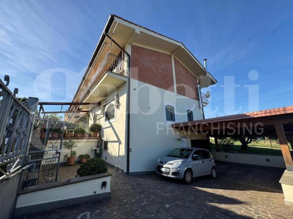 casa indipendente in vendita ad Albano Laziale in zona Marfoli