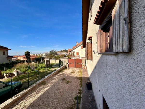 casa indipendente in vendita ad Albano Laziale