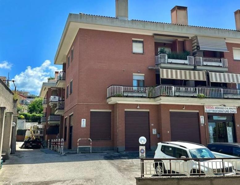 appartamento in vendita ad Albano Laziale