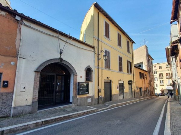 negozio in vendita ad Albano Laziale