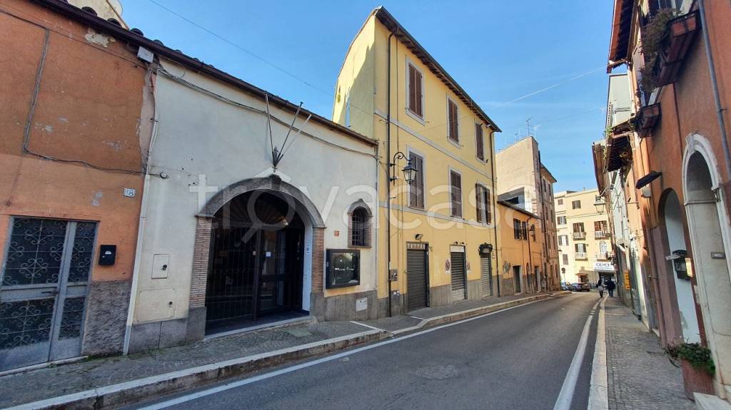 appartamento in vendita ad Albano Laziale